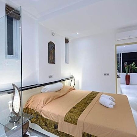 Flora Apartment Bali Seminyak  Exterior photo